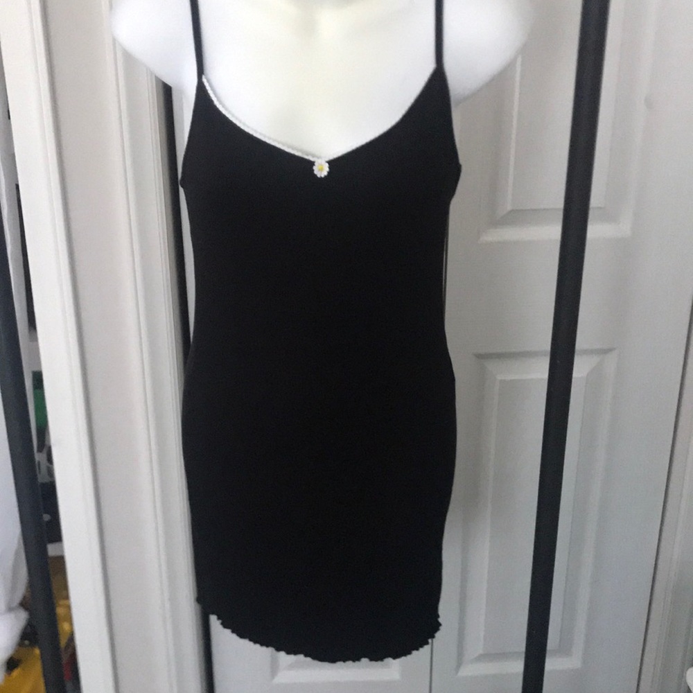 NWT forever 21 black knit dress with daisy size S